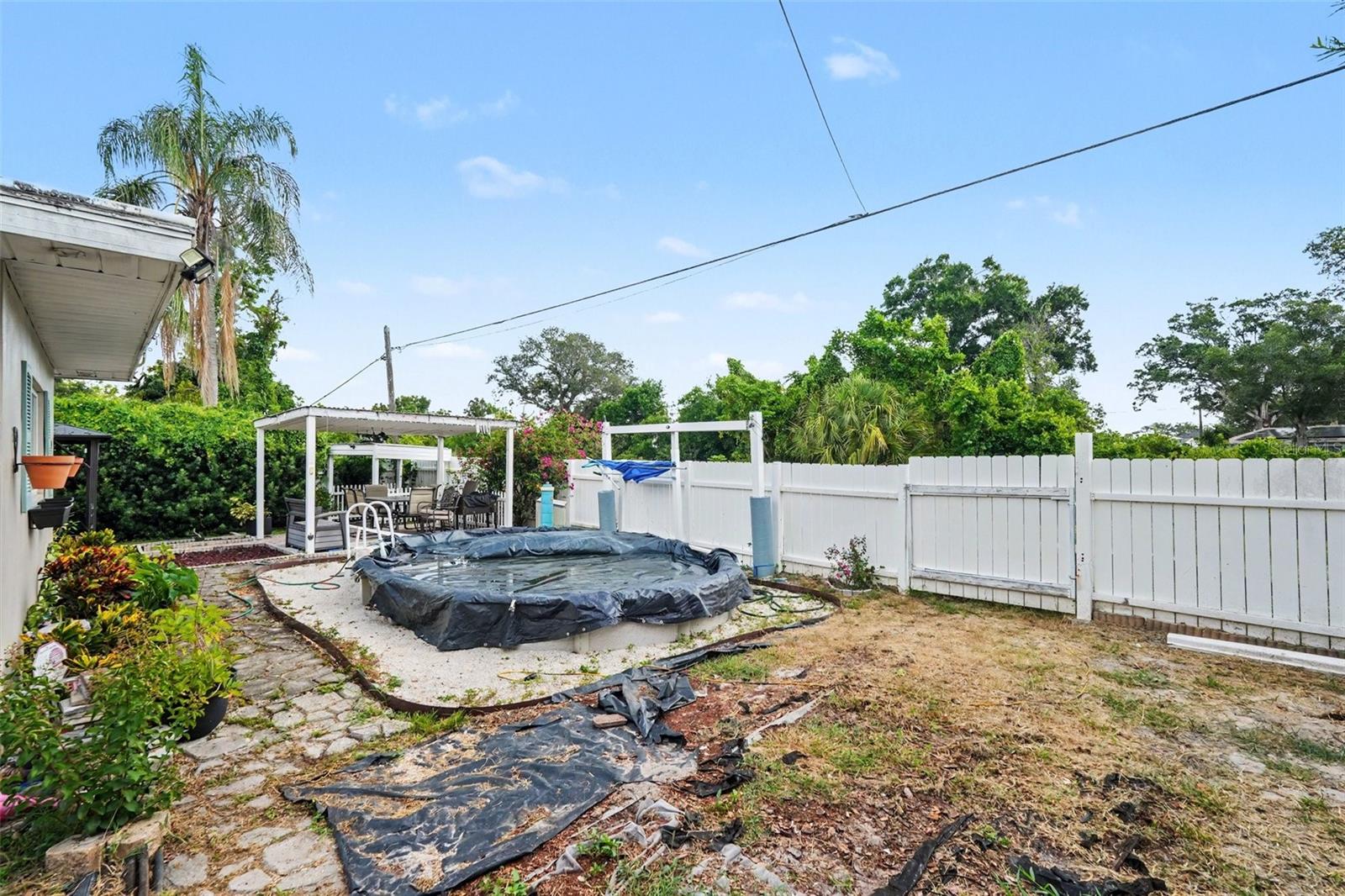 HOLDCROFT HEIGHTS - Residential