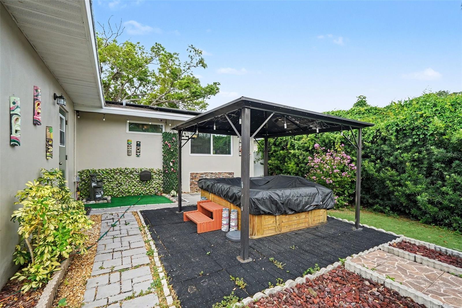HOLDCROFT HEIGHTS - Residential