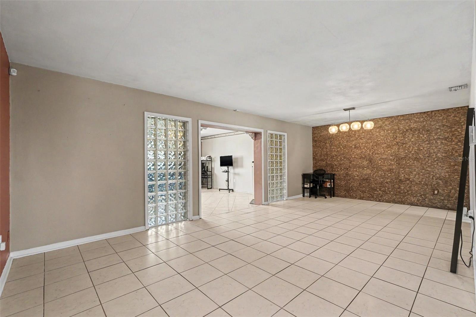 HOLDCROFT HEIGHTS - Residential