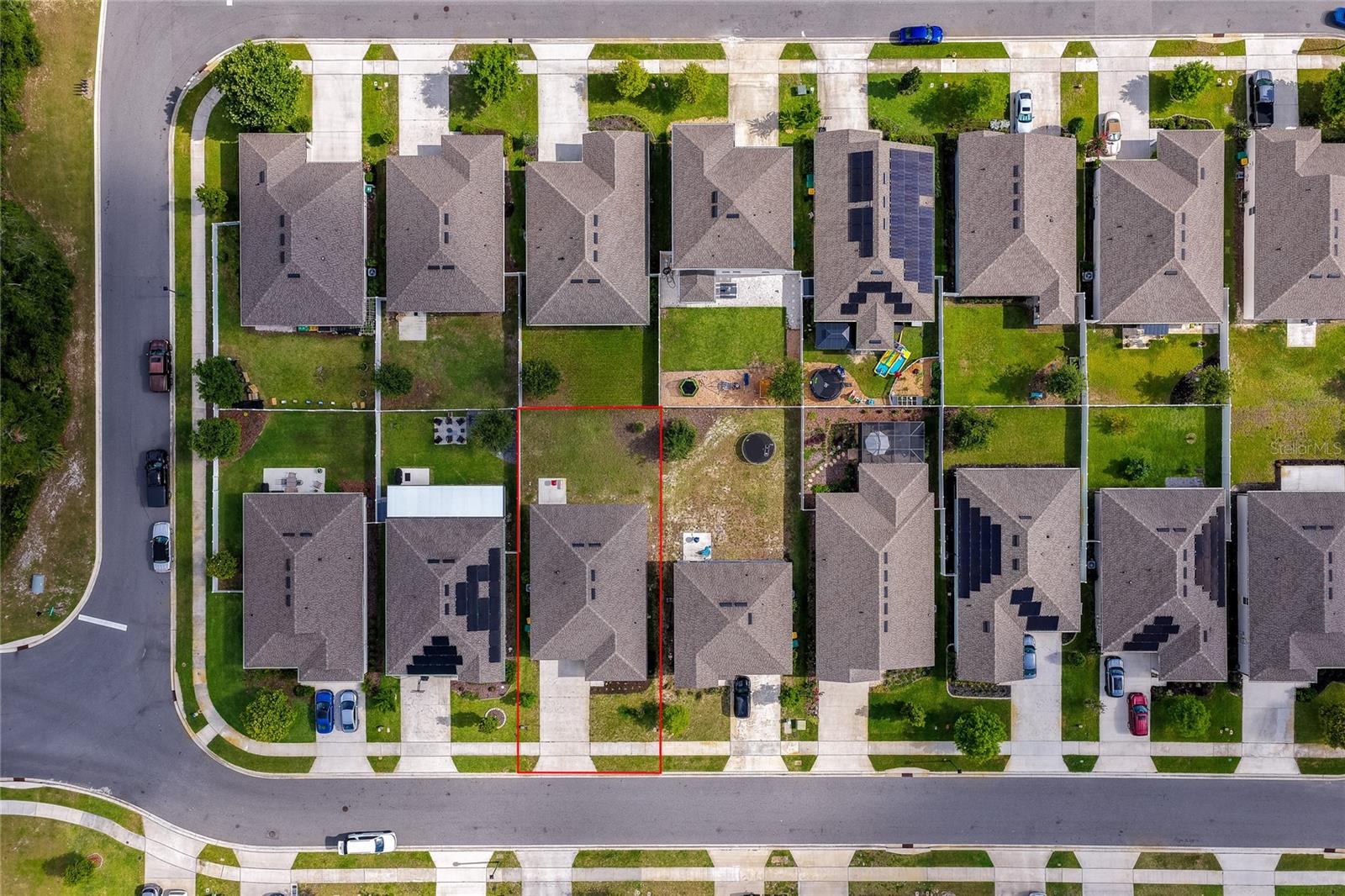 LINCOLN OAKS - Residential