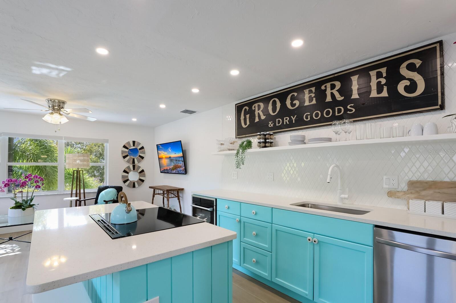GOLDEN GATE POINT - Residential Income