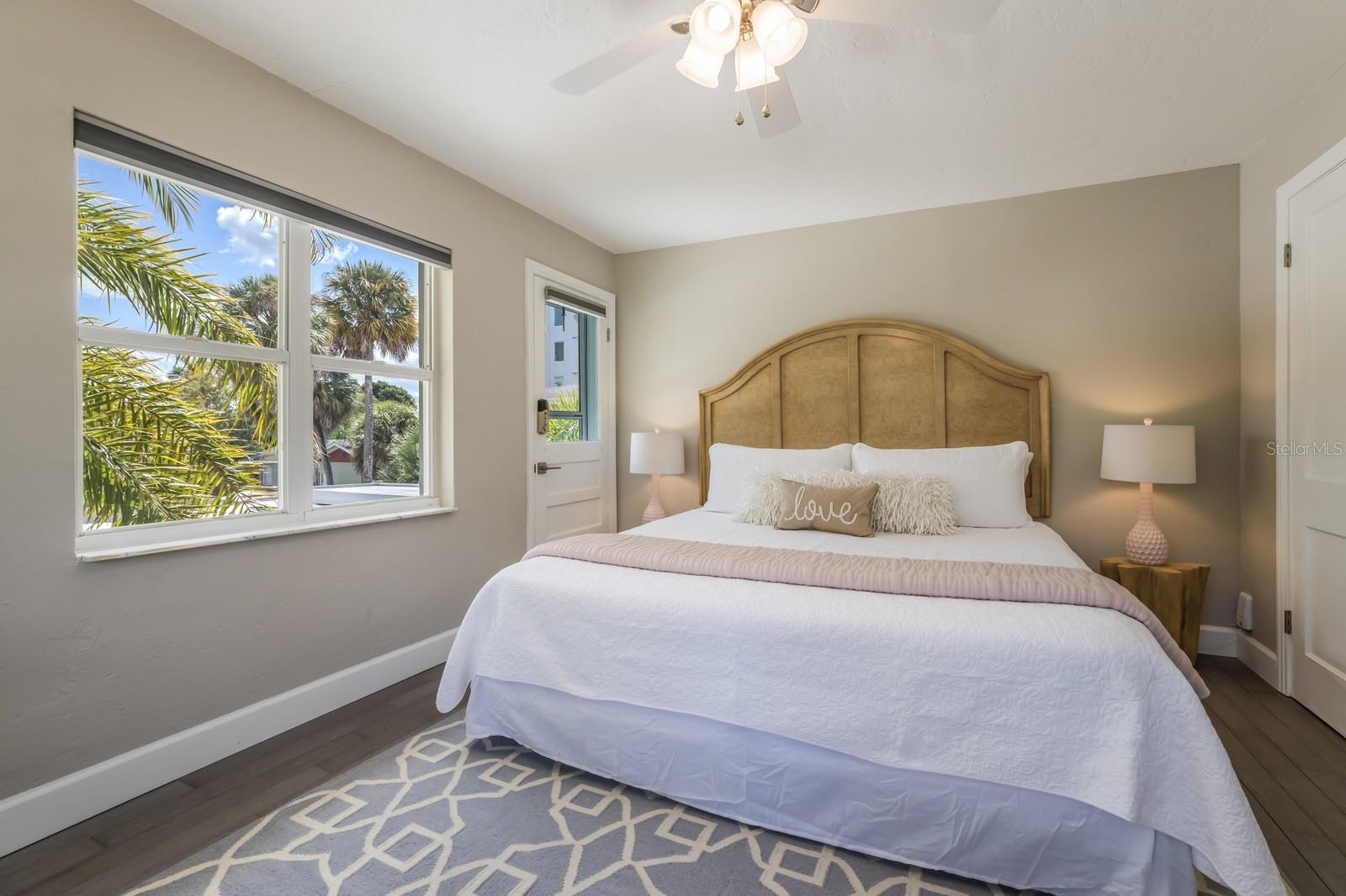 GOLDEN GATE POINT - Residential Income