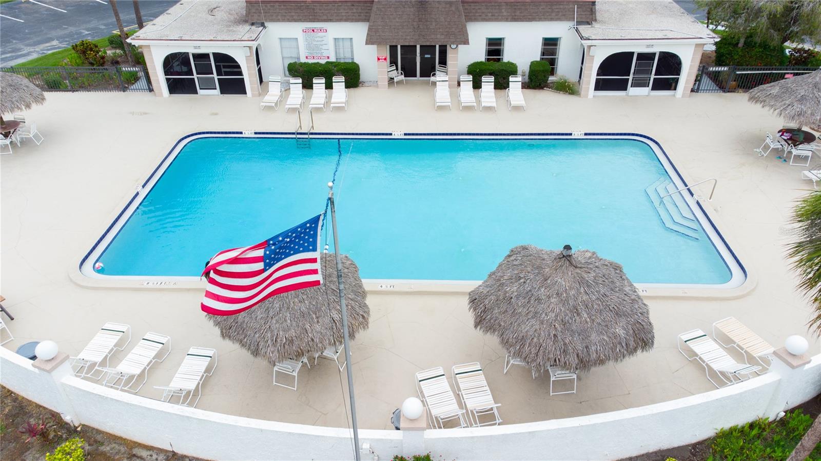 TRADEWINDS CONDO - Residential
