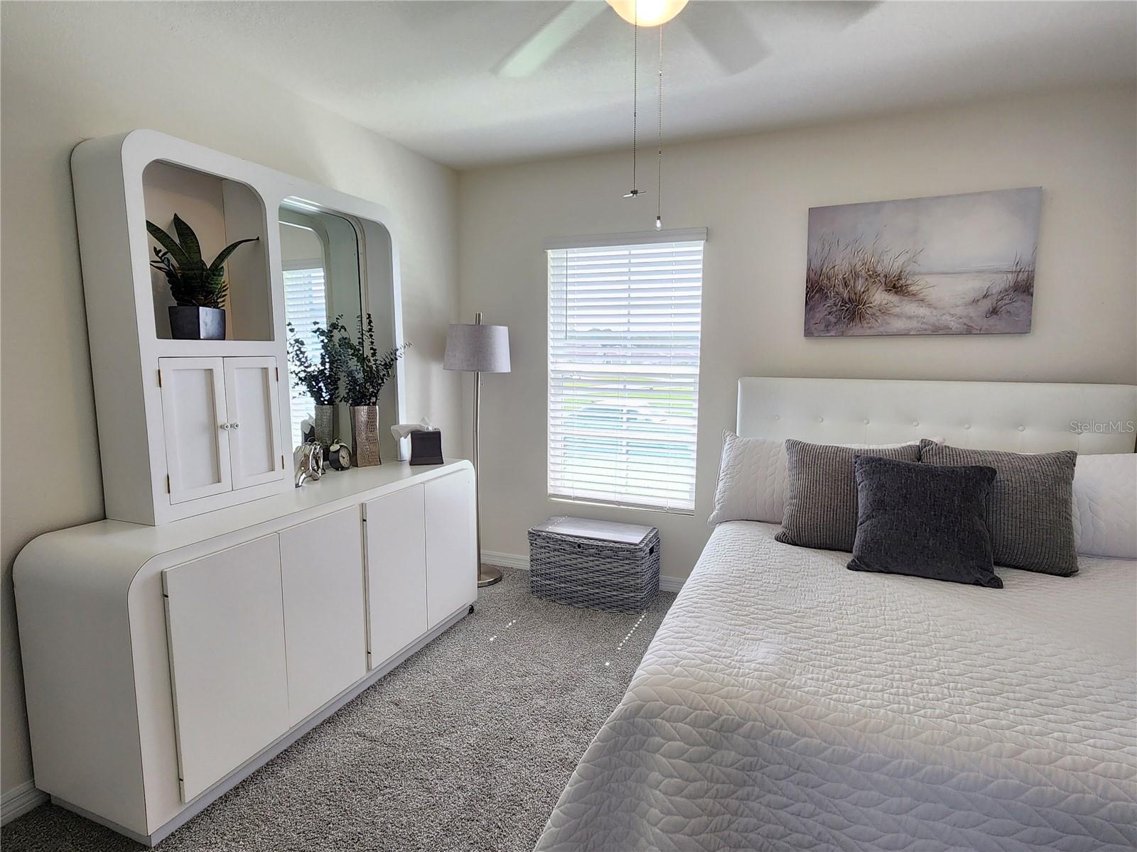 HUNTINGTON RIDGE - Residential