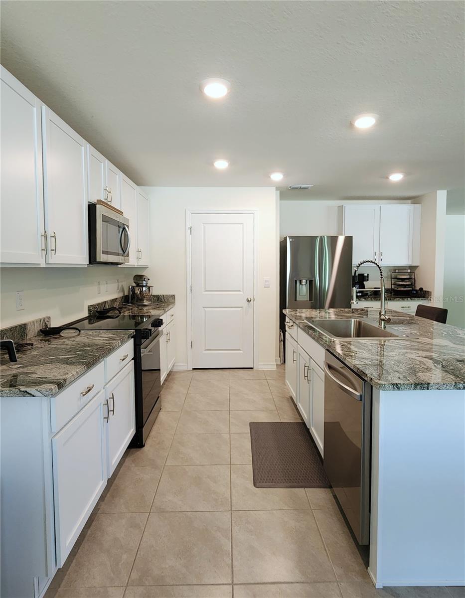 HUNTINGTON RIDGE - Residential
