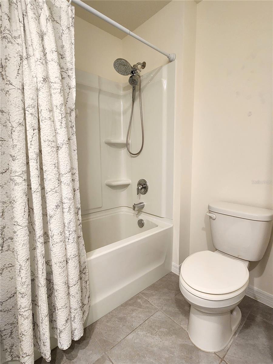 HUNTINGTON RIDGE - Residential