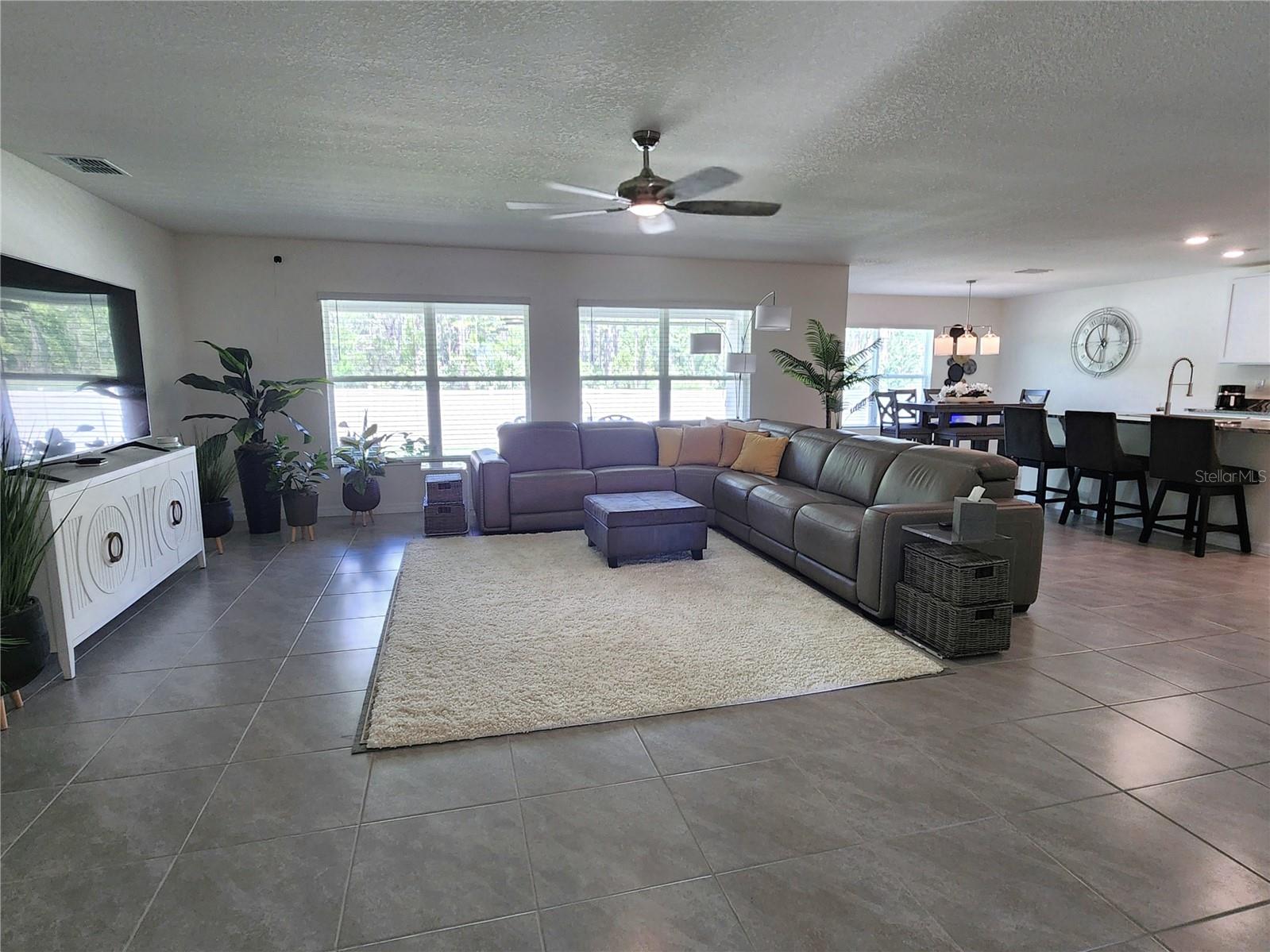 HUNTINGTON RIDGE - Residential
