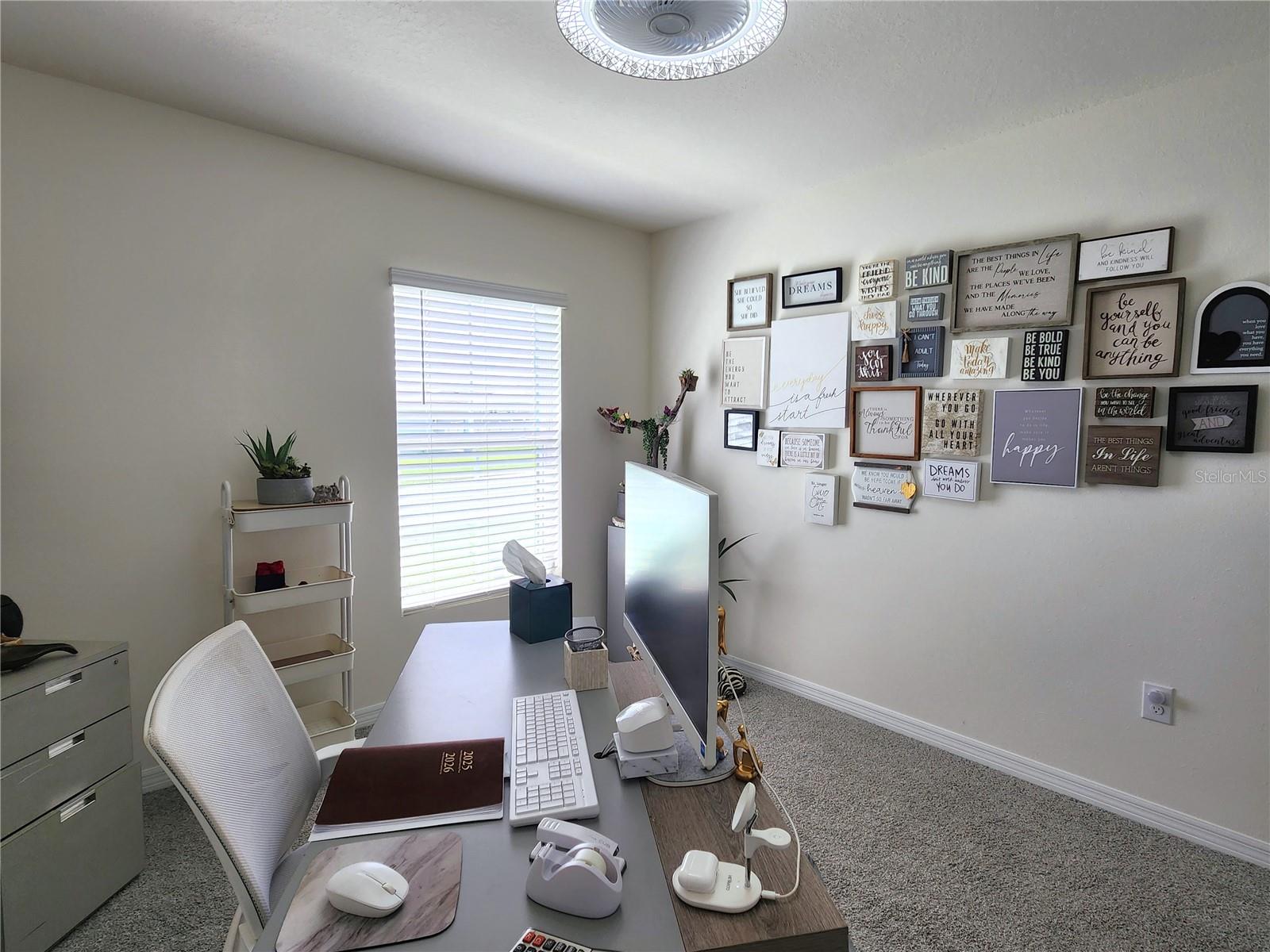 HUNTINGTON RIDGE - Residential