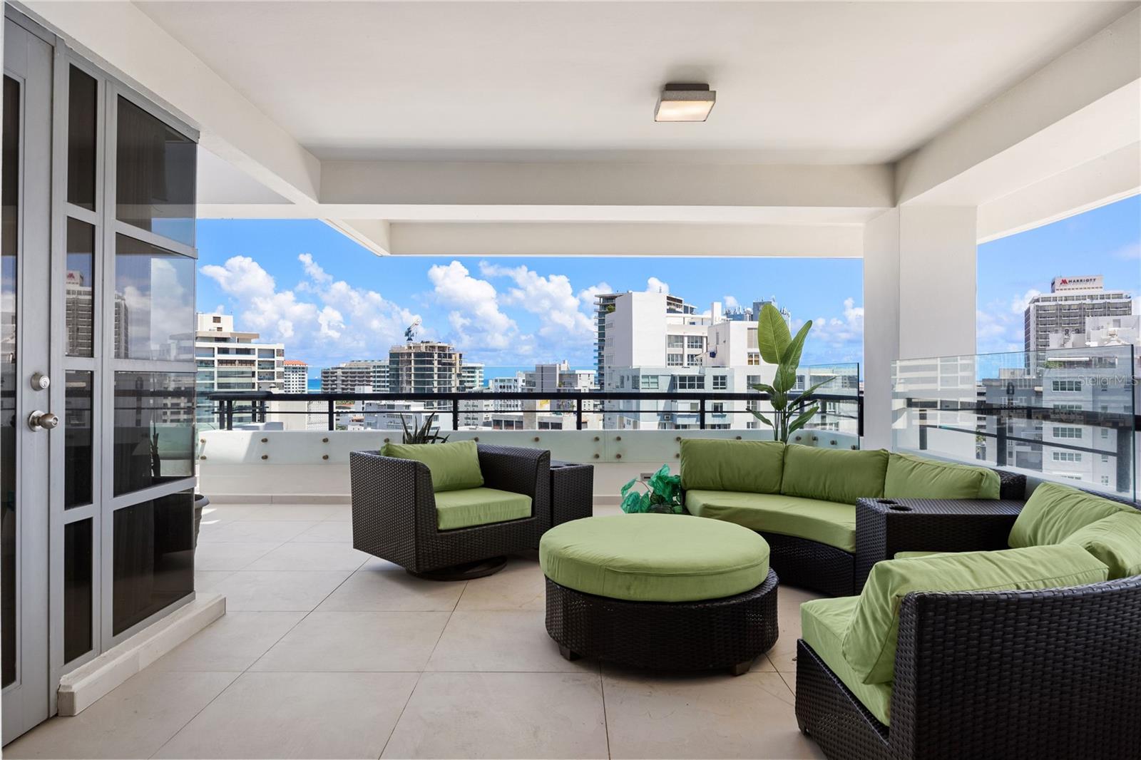 LUCHETTI 1212 - Residential