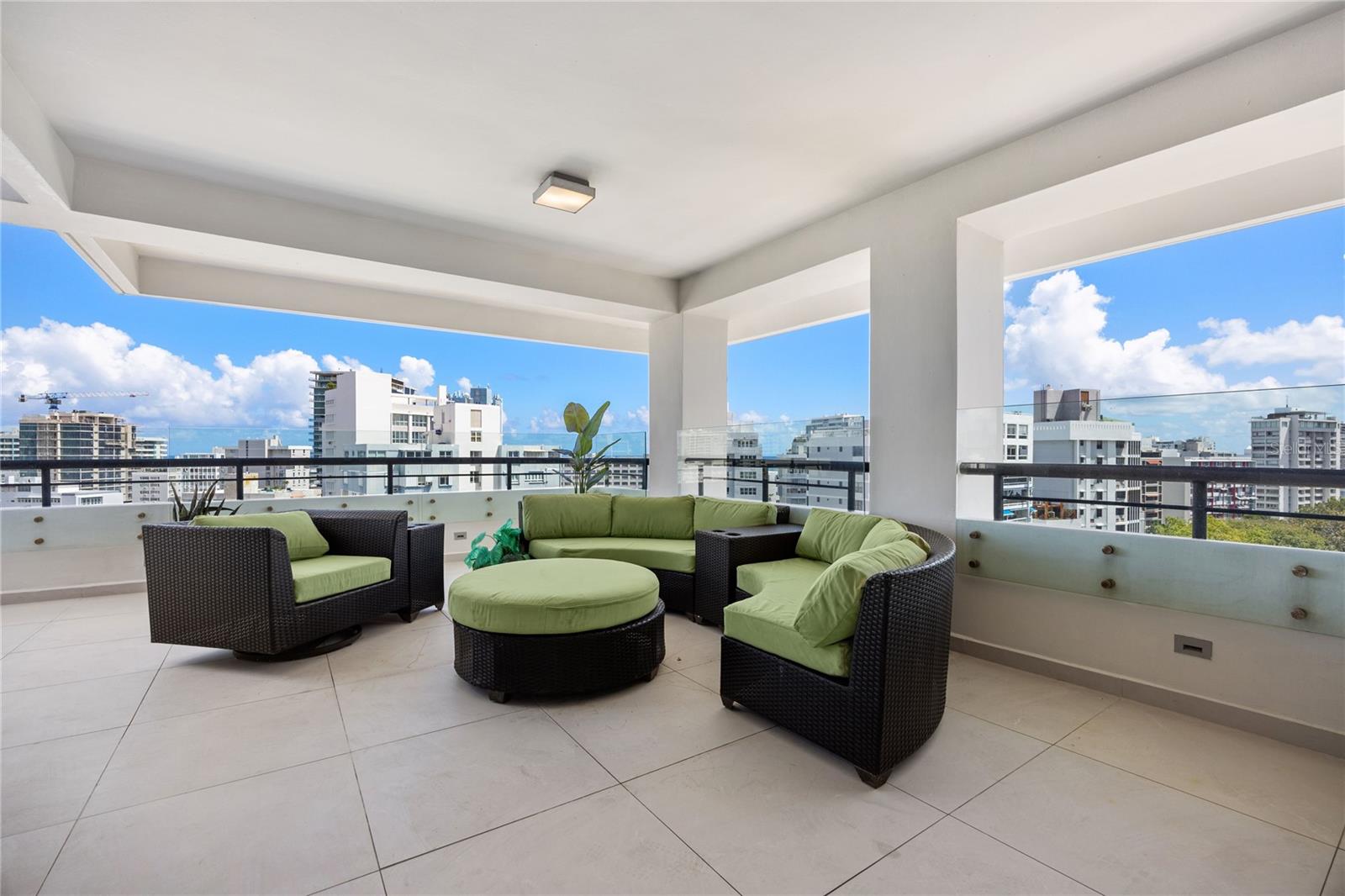 LUCHETTI 1212 - Residential