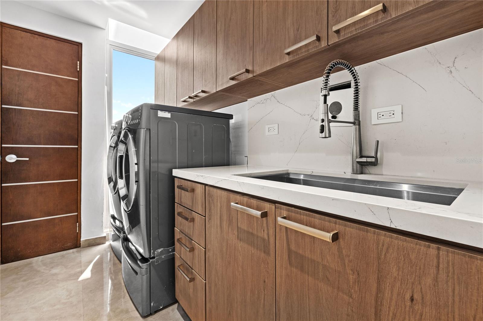 LUCHETTI 1212 - Residential