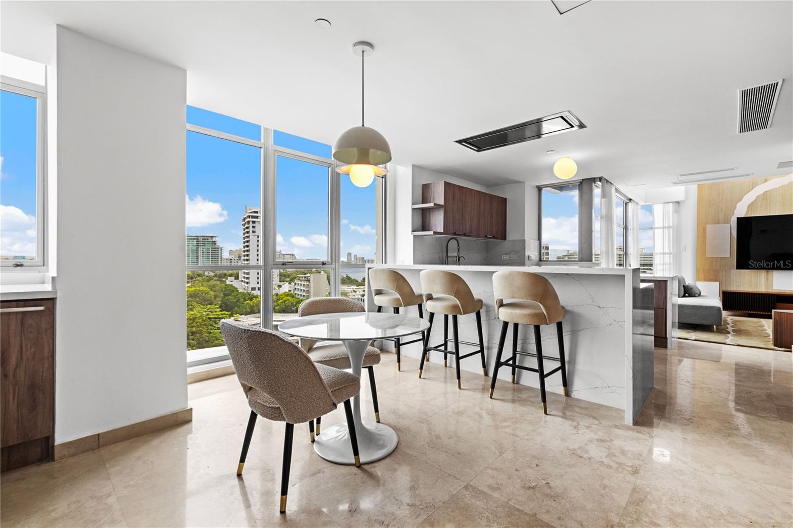 LUCHETTI 1212 - Residential
