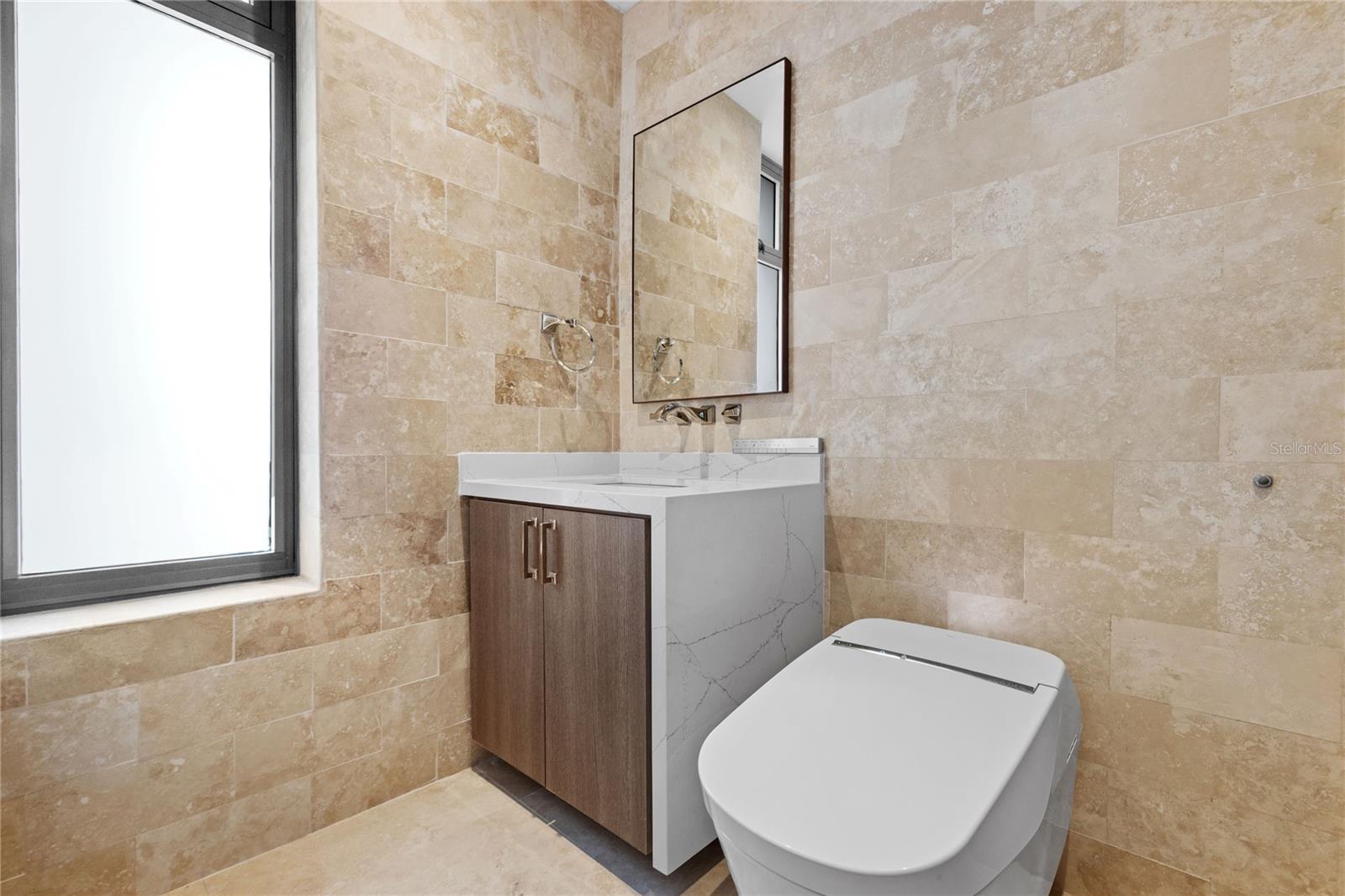 LUCHETTI 1212 - Residential