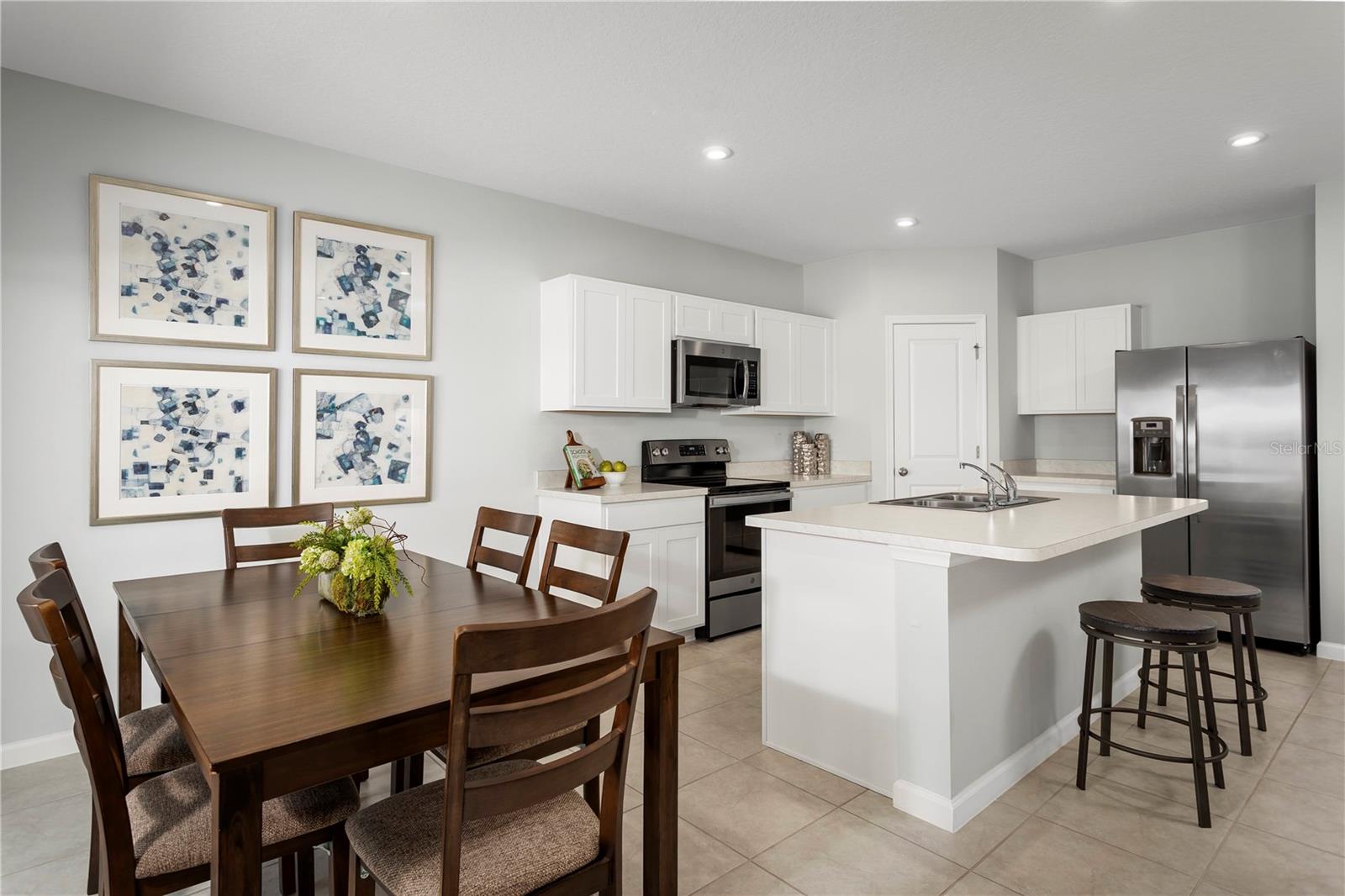 HILLWOOD PRESERVE - Residential