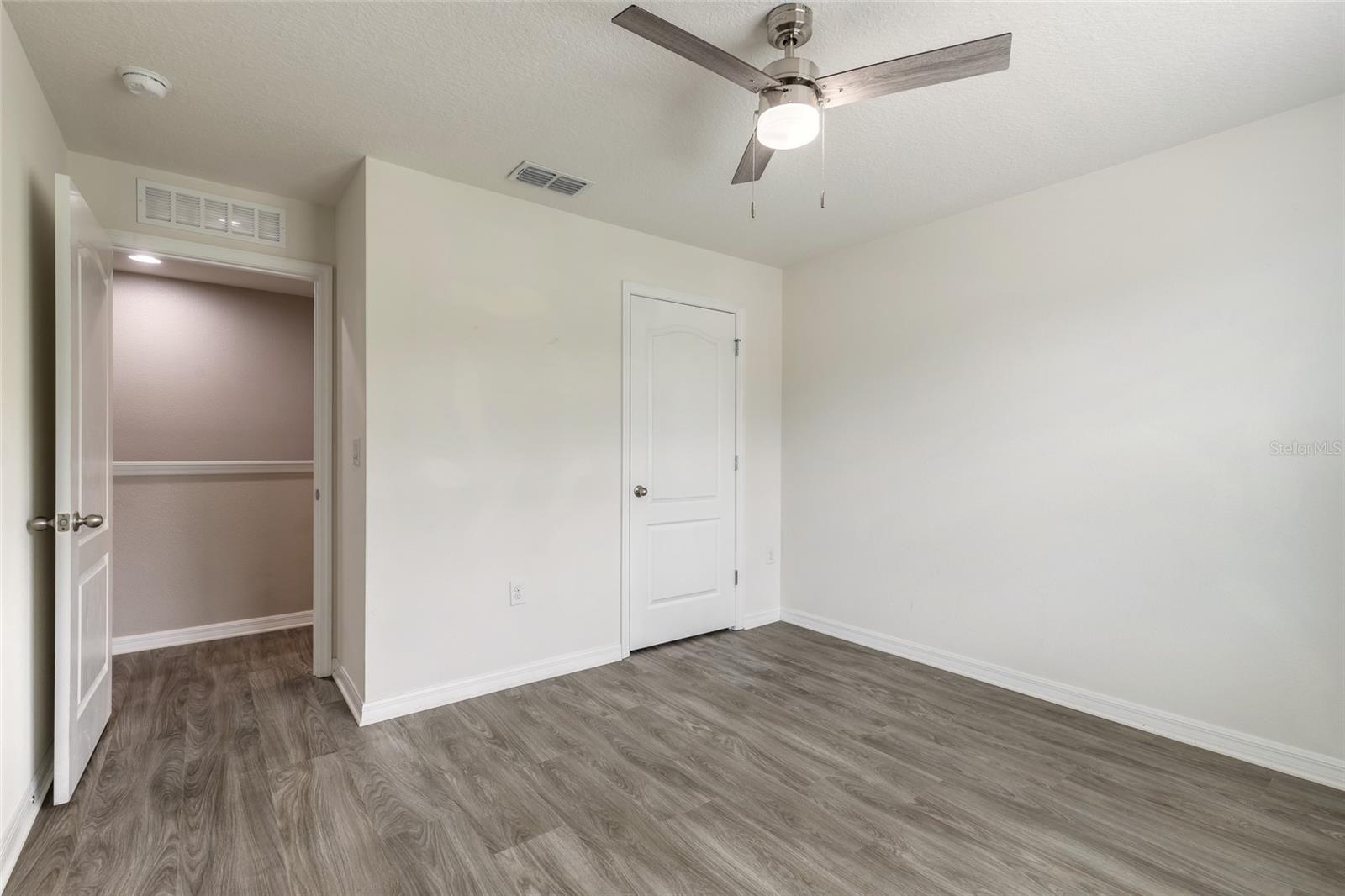 CORNERSTONE GROVE - Residential