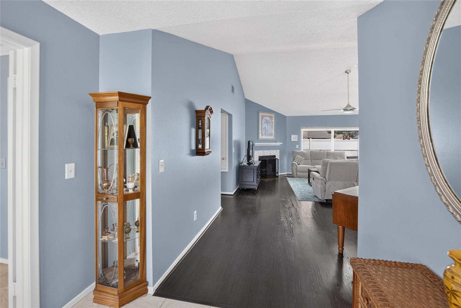 CARROLLWOOD SPRINGS - Residential