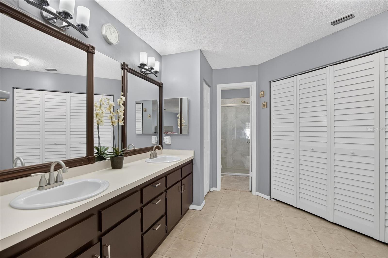 CARROLLWOOD SPRINGS - Residential