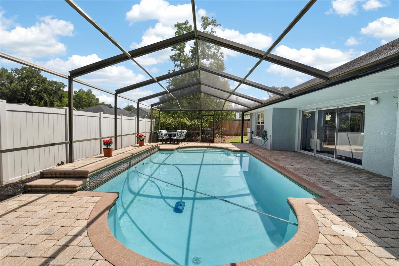 CARROLLWOOD SPRINGS - Residential