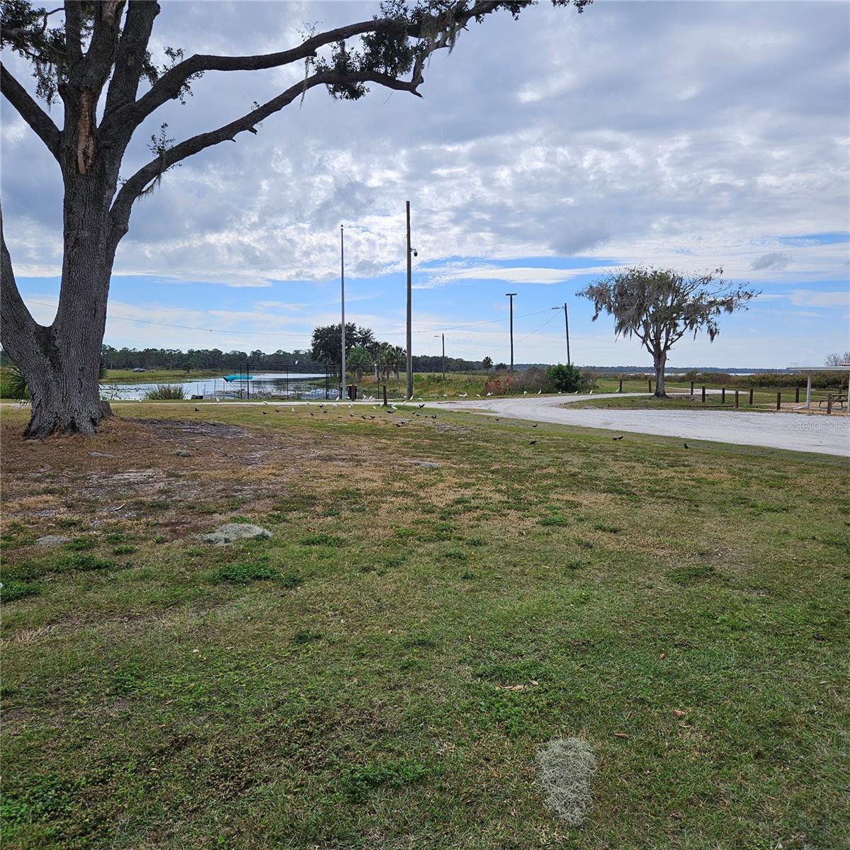 INDIAN LAKE ESTATES - Land