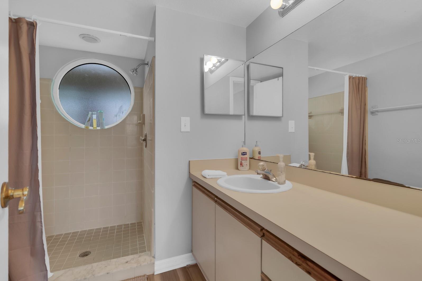 VILLAS AT LAGUNA BAY CONDO - Residential