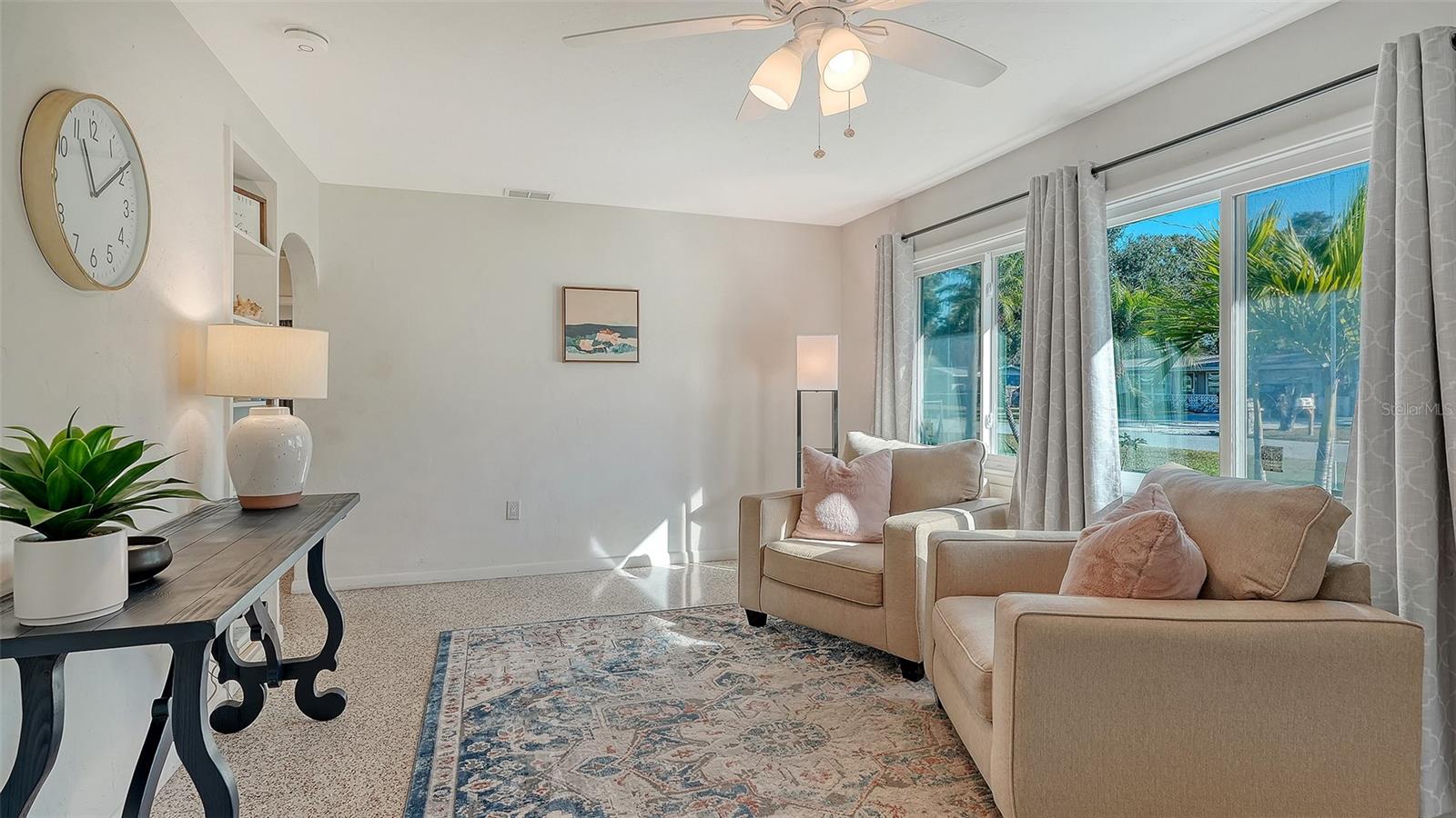 DESOTO PARK FOR PETROUTSA BROS - Residential