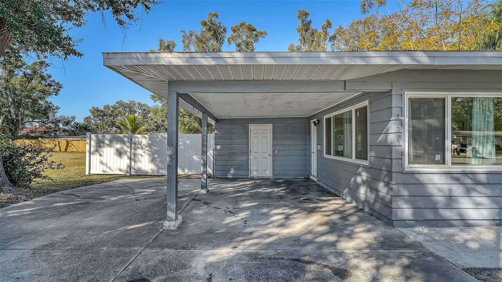 DESOTO PARK FOR PETROUTSA BROS - Residential