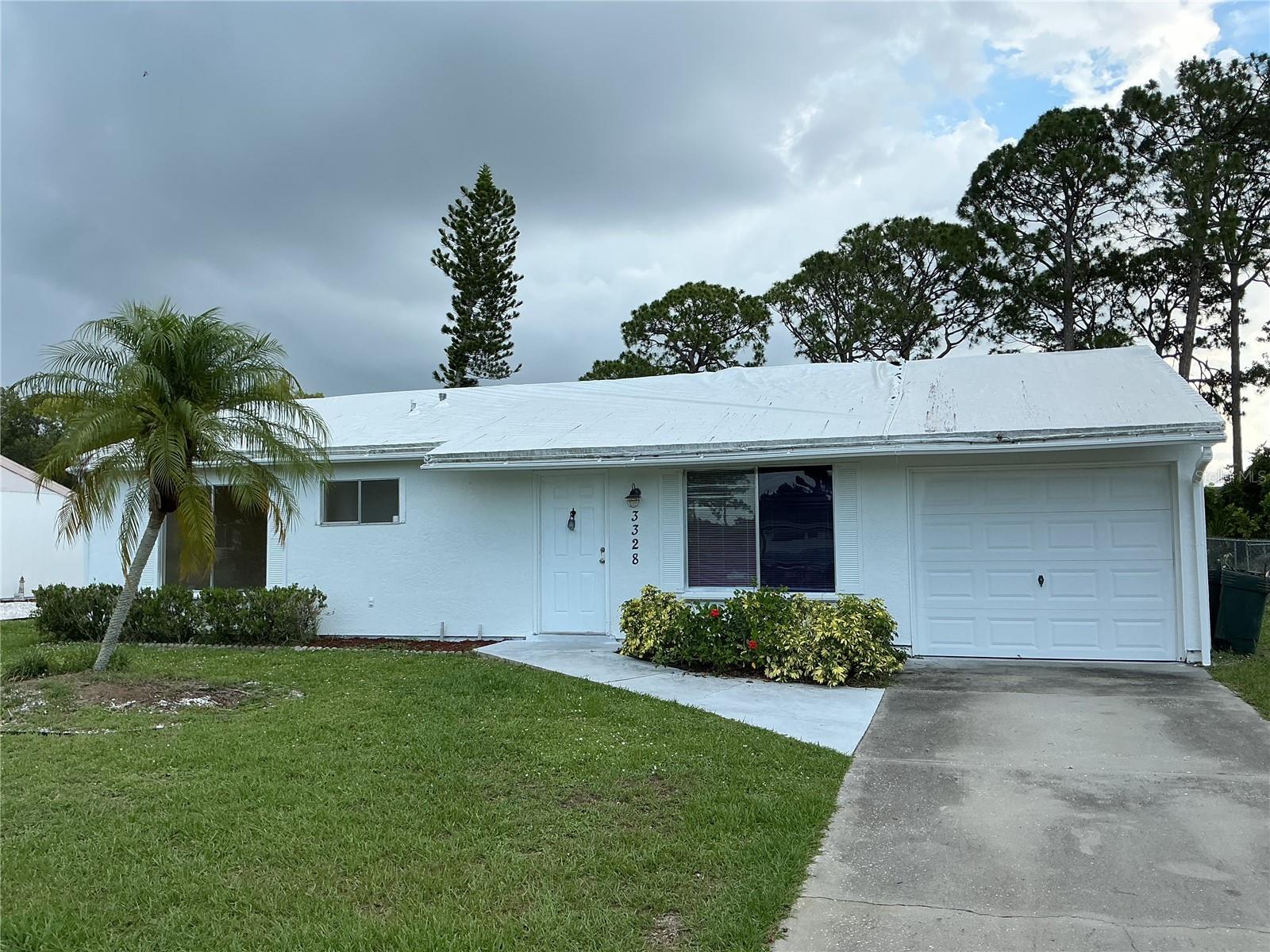 GORGEOUS HOME ON A QUIET NEIGHBORHOOD, SPACIOUS, FENCED BACK YARD, 1 CAR GARAGE, NEWER A/C SYSTEM, NEW ROOF GETTING DONE AND PASS ALL INSPECTIONS BEFORE JUNE 23,2026