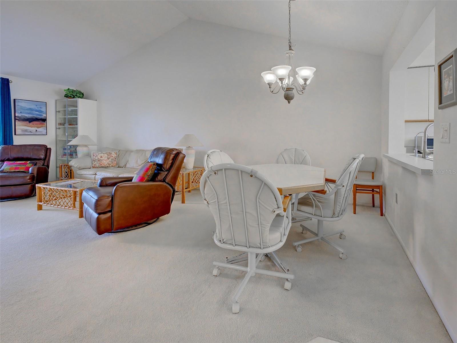 PINEBROOK LAKE CLUB PH 1 - Residential