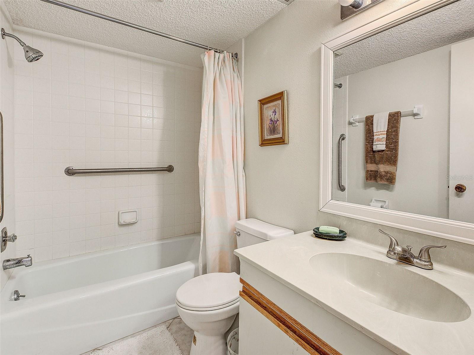 PINEBROOK LAKE CLUB PH 1 - Residential