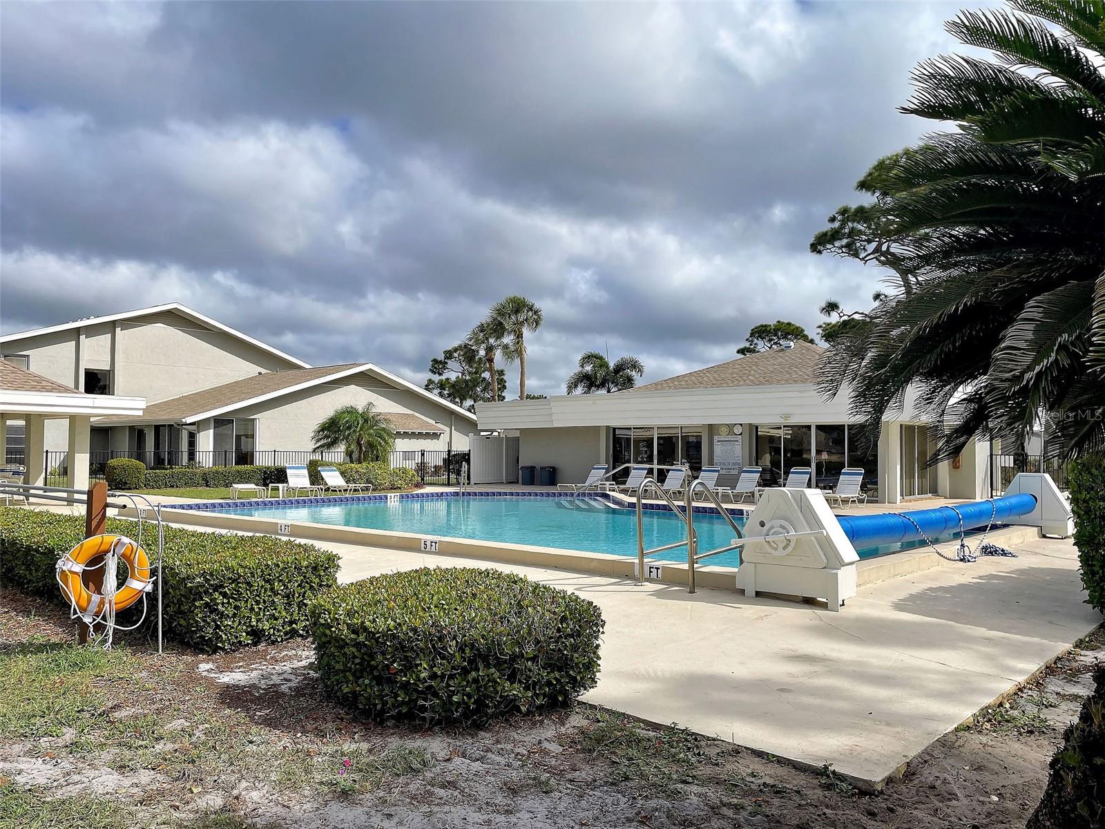 PINEBROOK LAKE CLUB PH 1 - Residential