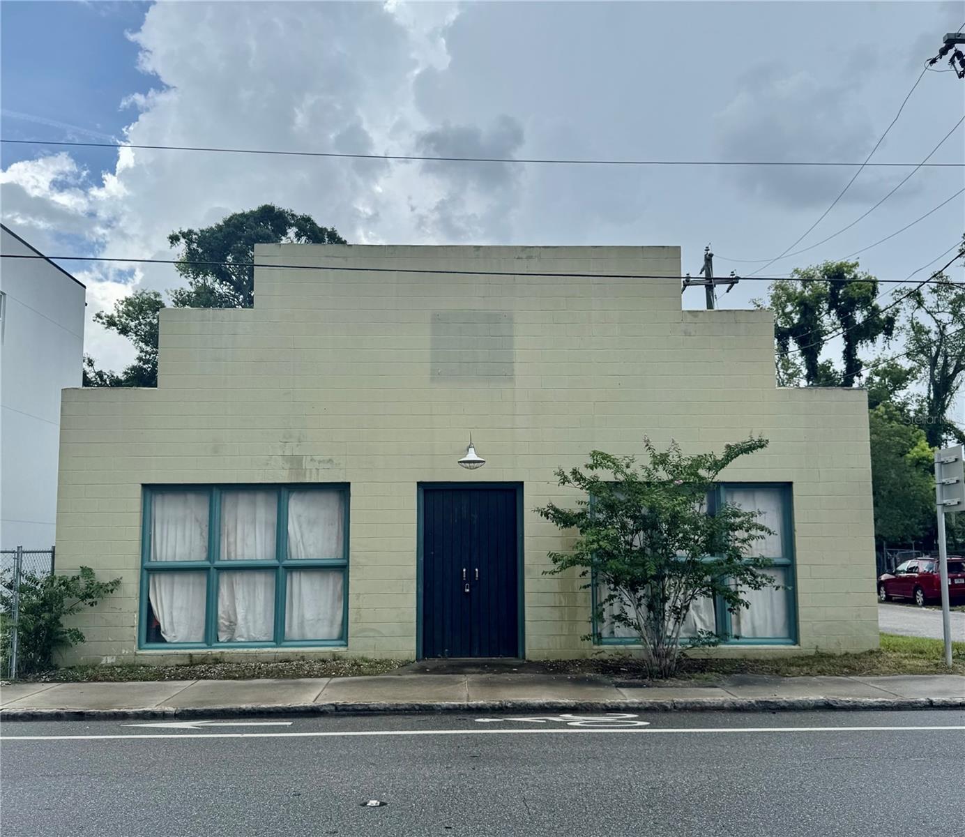TA WES CO PLACE - Commercial Sale