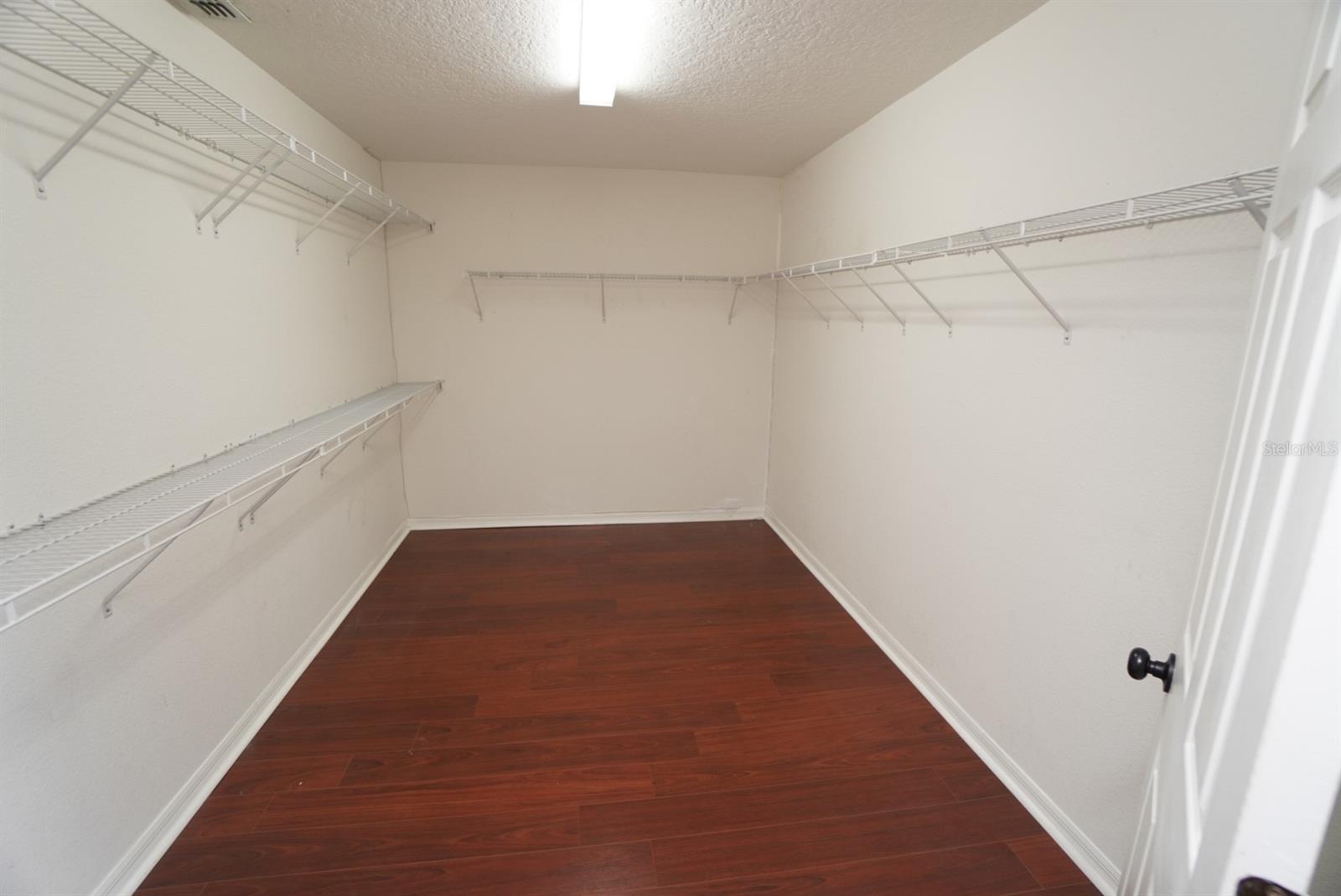 SANTA CRUZ - Residential