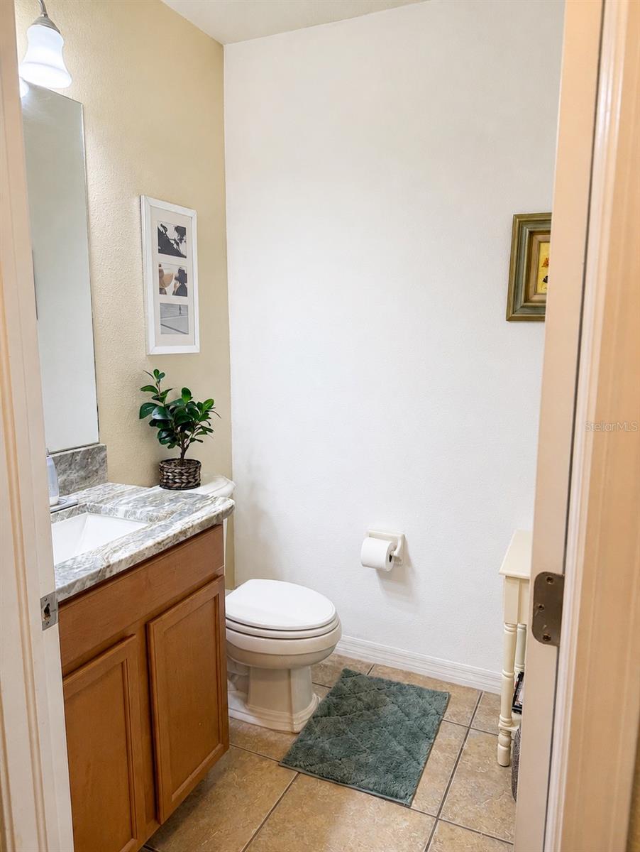 SAVANNAH LNDGS - Residential