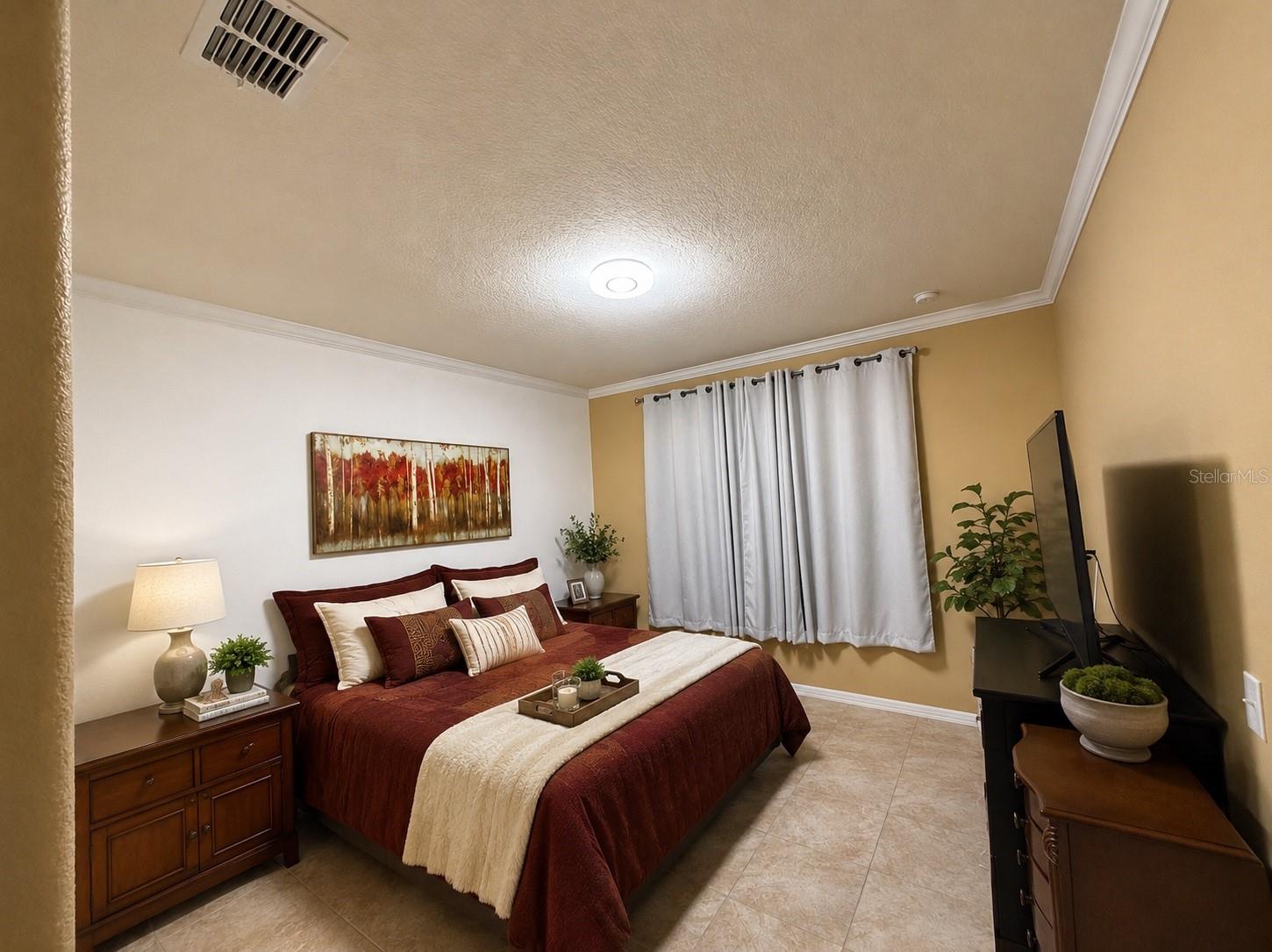 SAVANNAH LNDGS - Residential