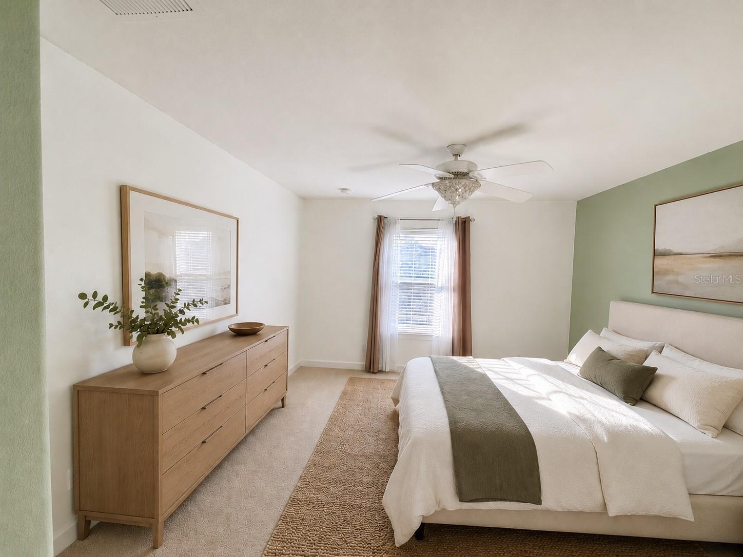 SAVANNAH LNDGS - Residential