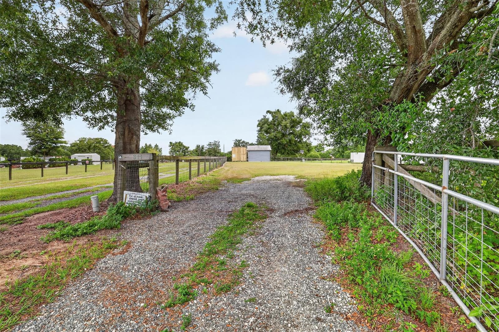 FOXBOROUGH FARMS - Residential