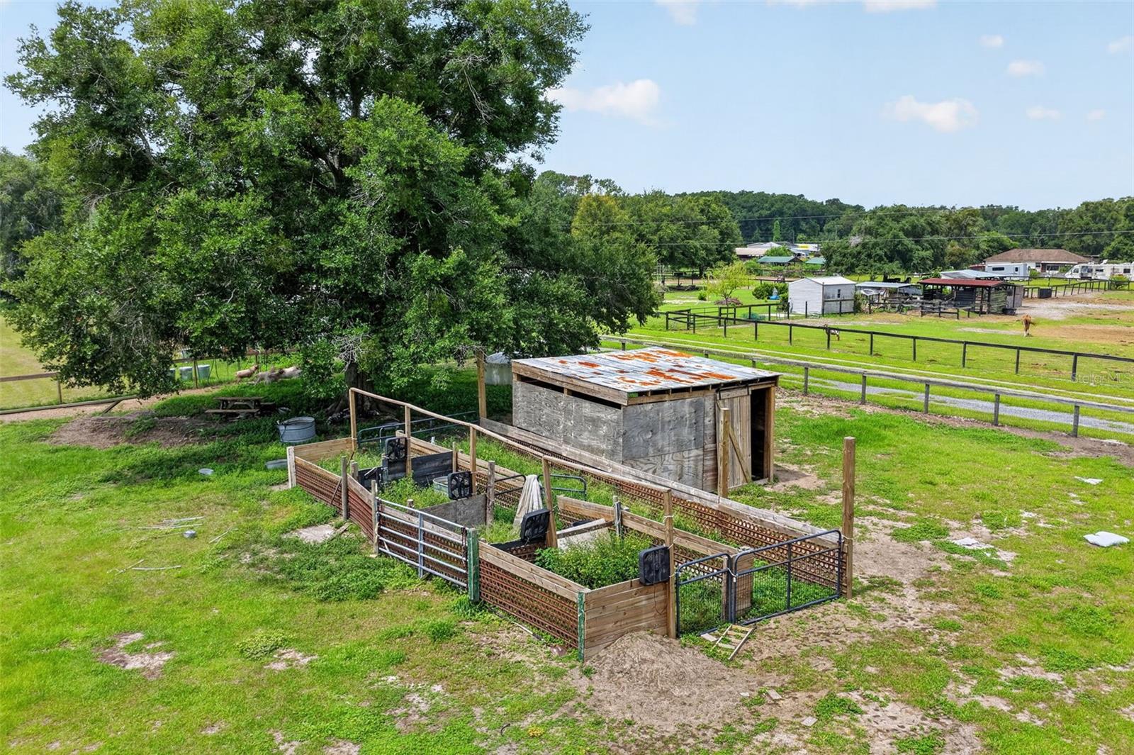 FOXBOROUGH FARMS - Residential