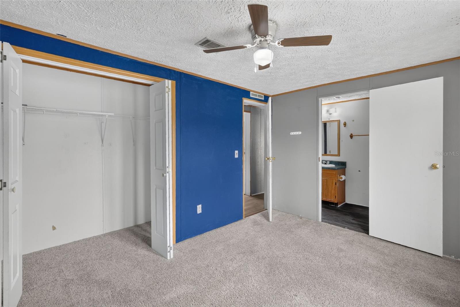 FOXBOROUGH FARMS - Residential