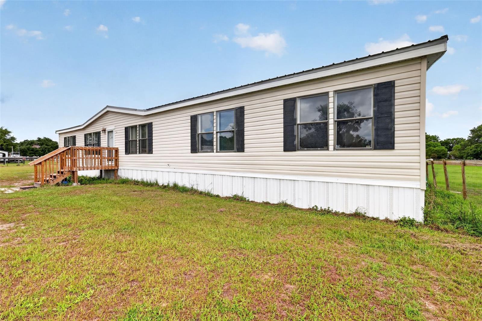 FOXBOROUGH FARMS - Residential