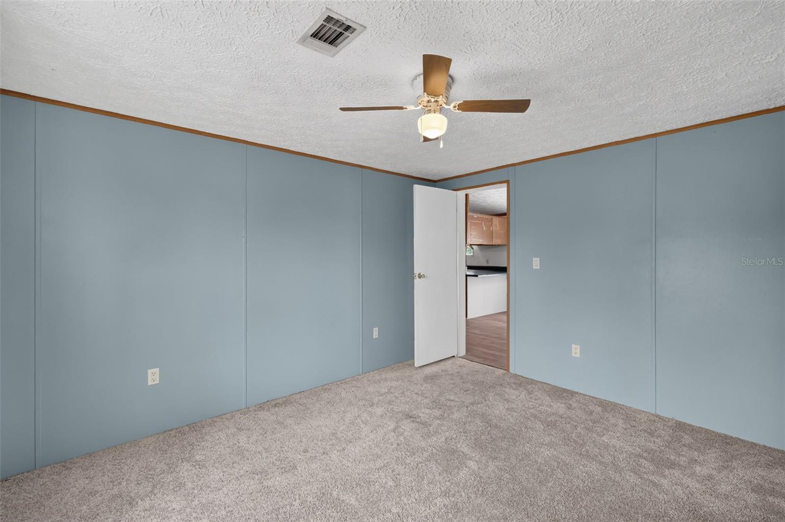 FOXBOROUGH FARMS - Residential
