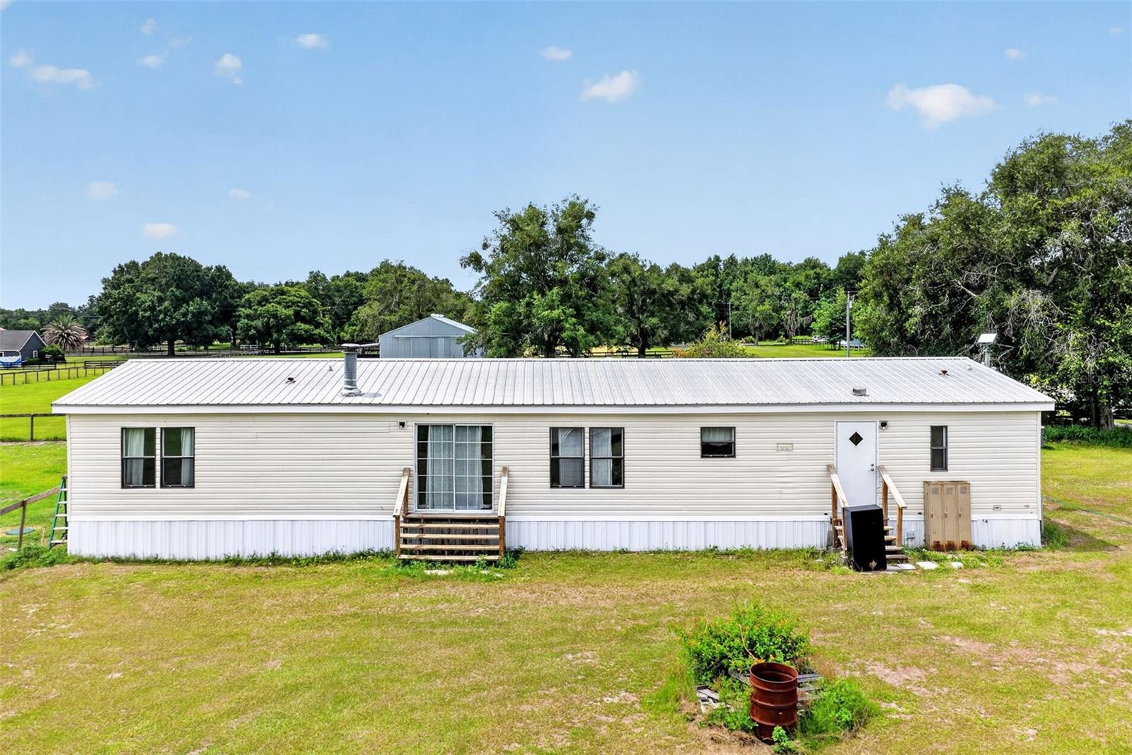 FOXBOROUGH FARMS - Residential