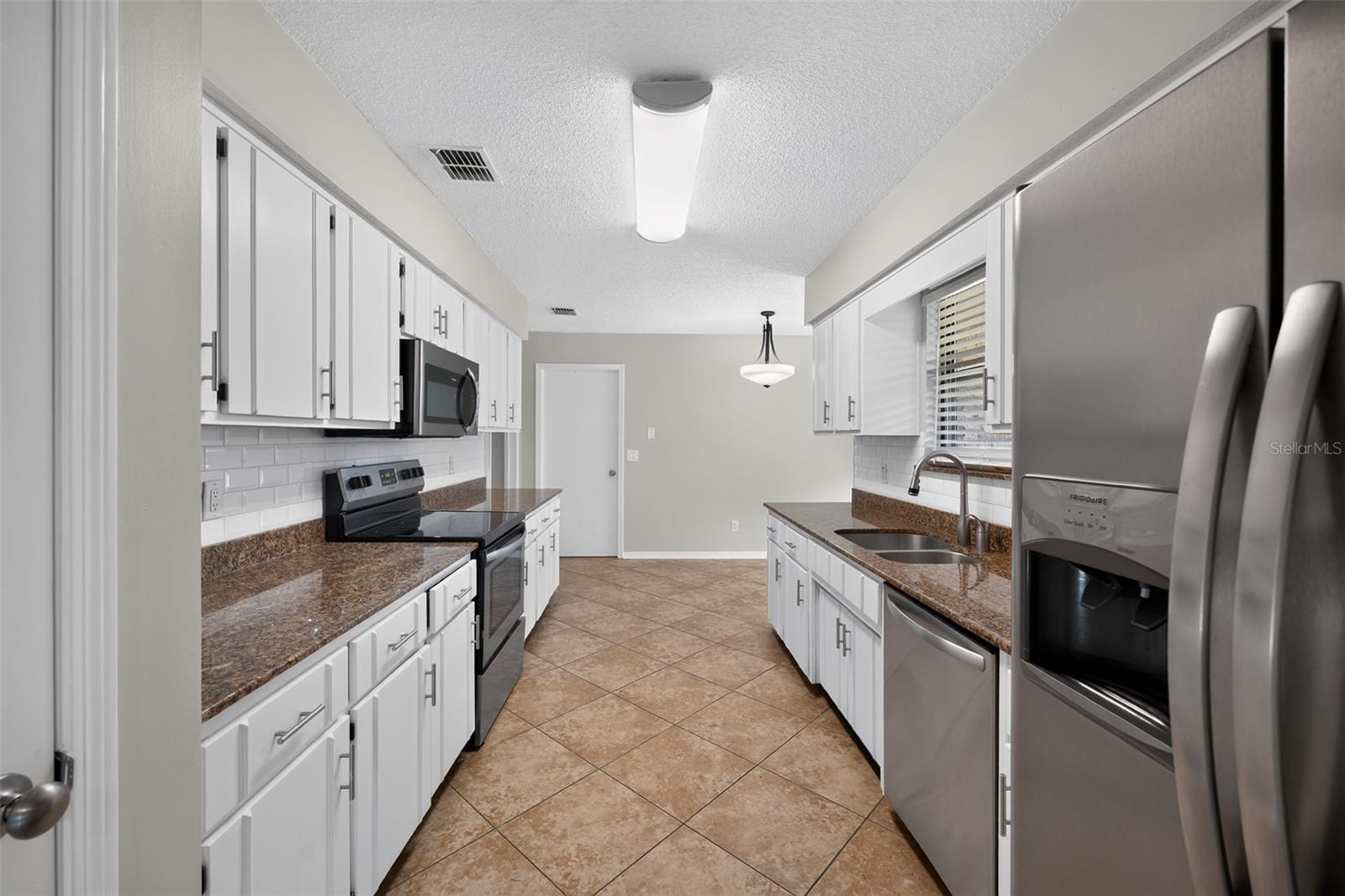 MASSEY VILLAS - Residential