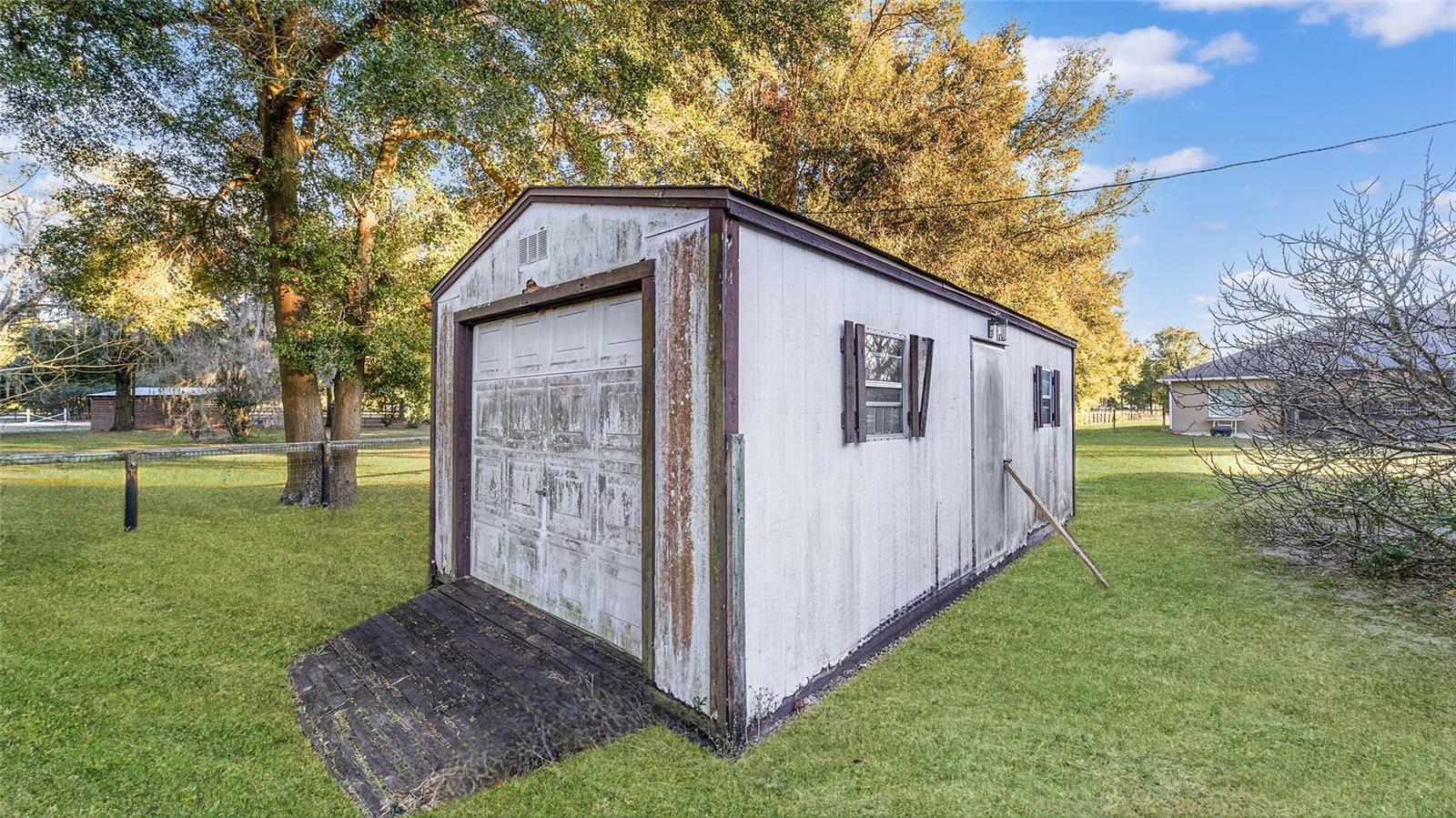 ROLLING RANCHETTES - Residential