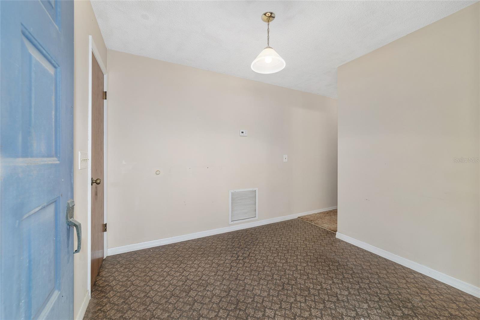 ROLLING RANCHETTES - Residential