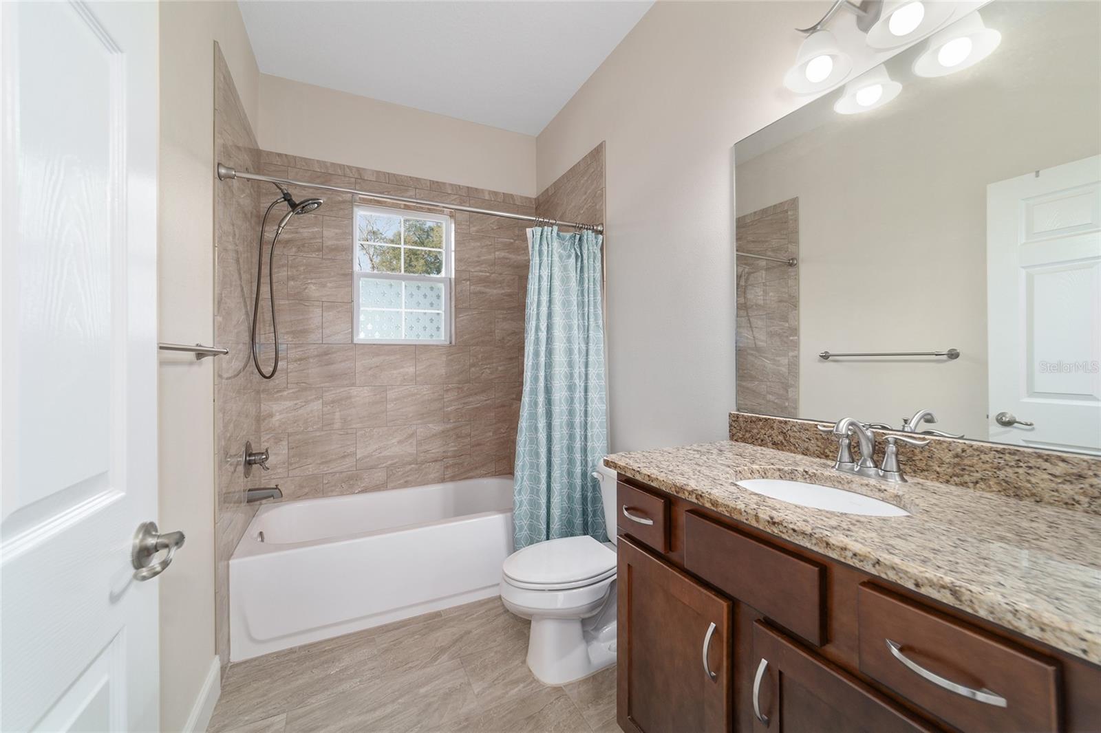 ROLLING RANCHETTES - Residential