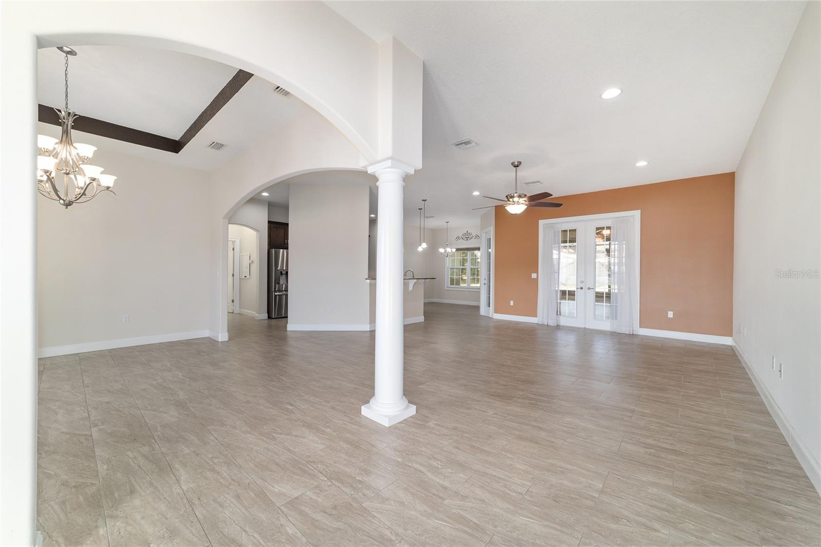 ROLLING RANCHETTES - Residential