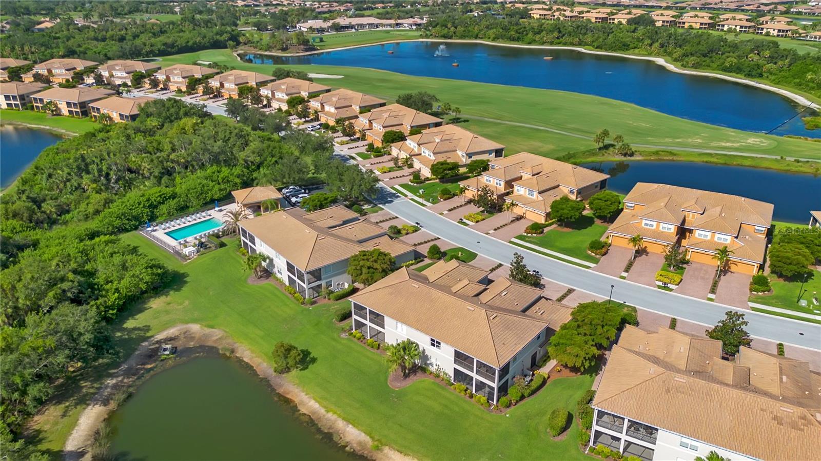 RIVER STRAND - Residential