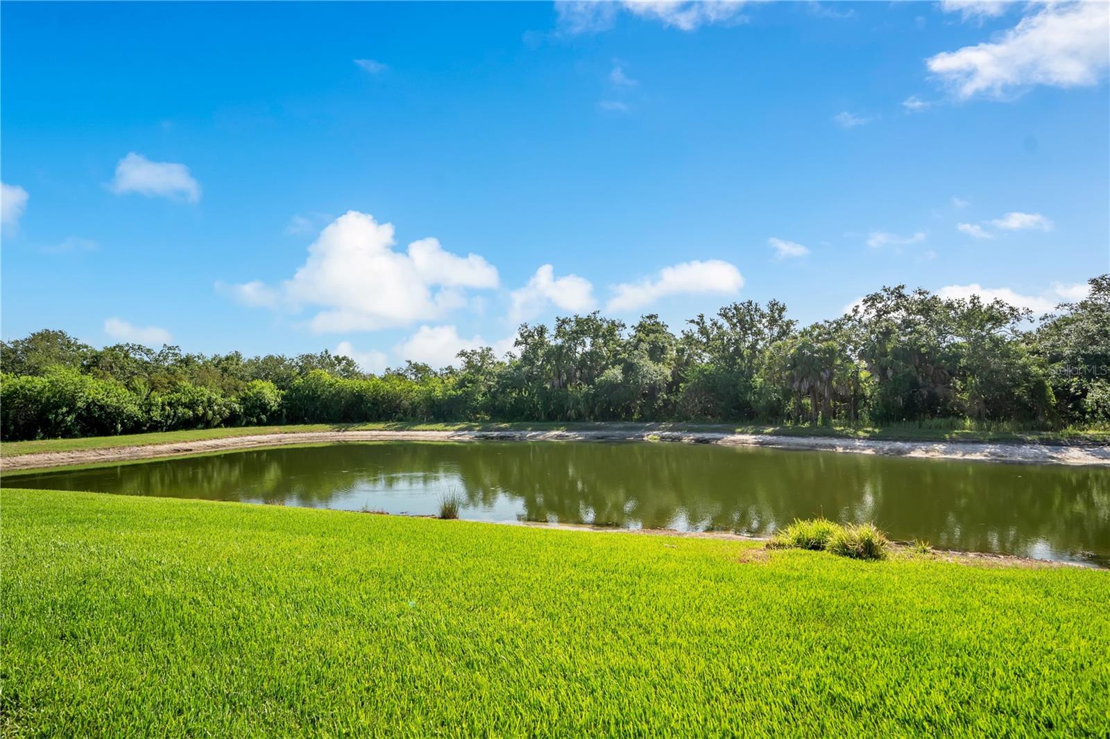 RIVER STRAND - Residential