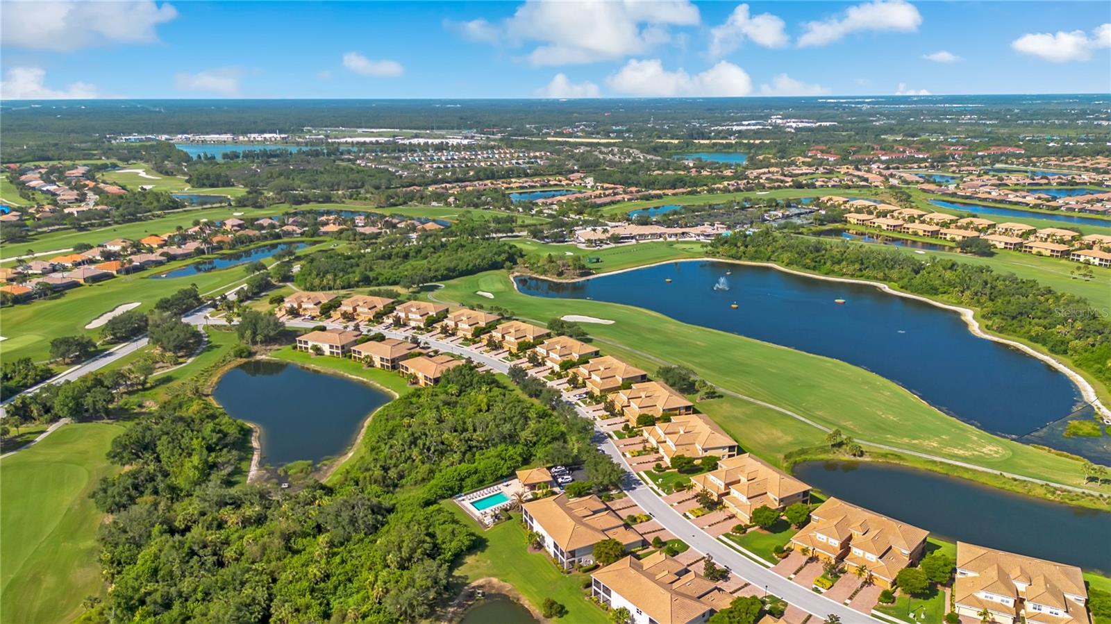 RIVER STRAND - Residential