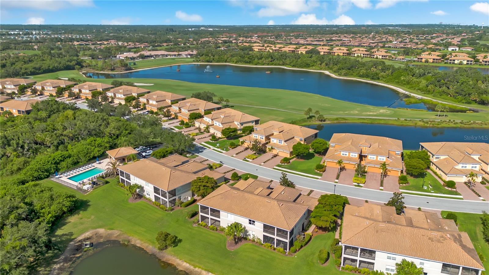 RIVER STRAND - Residential